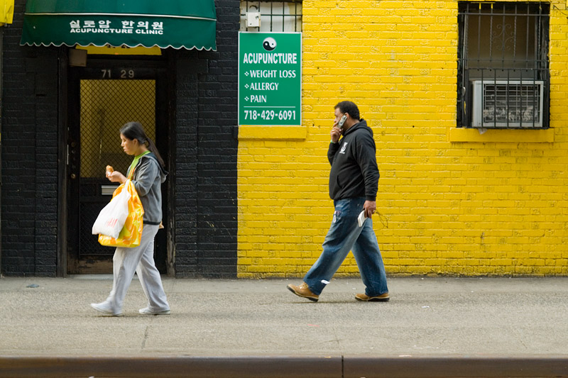 Black Yellow Walk