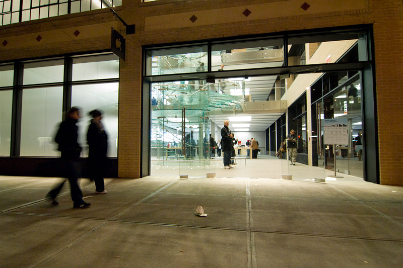 Apple Store Entrance